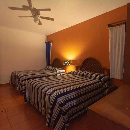 Hotel Degollado Esterno foto