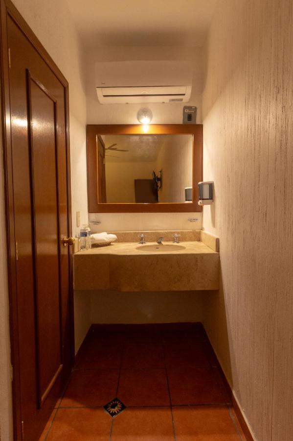 Hotel Degollado Esterno foto