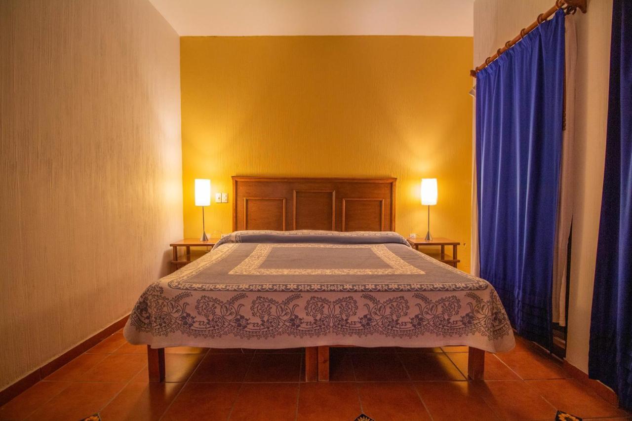 Hotel Degollado Esterno foto