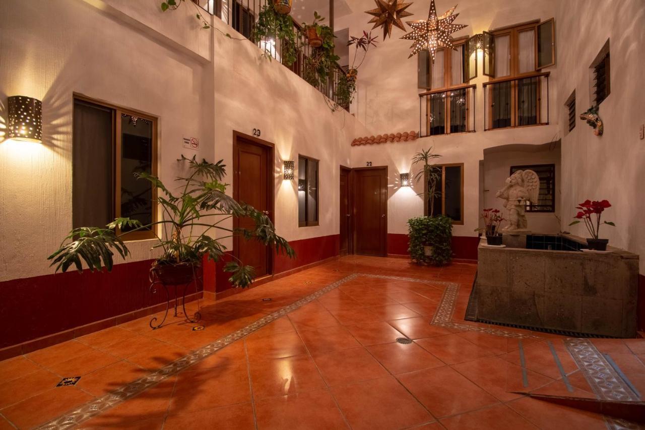 Hotel Degollado Esterno foto